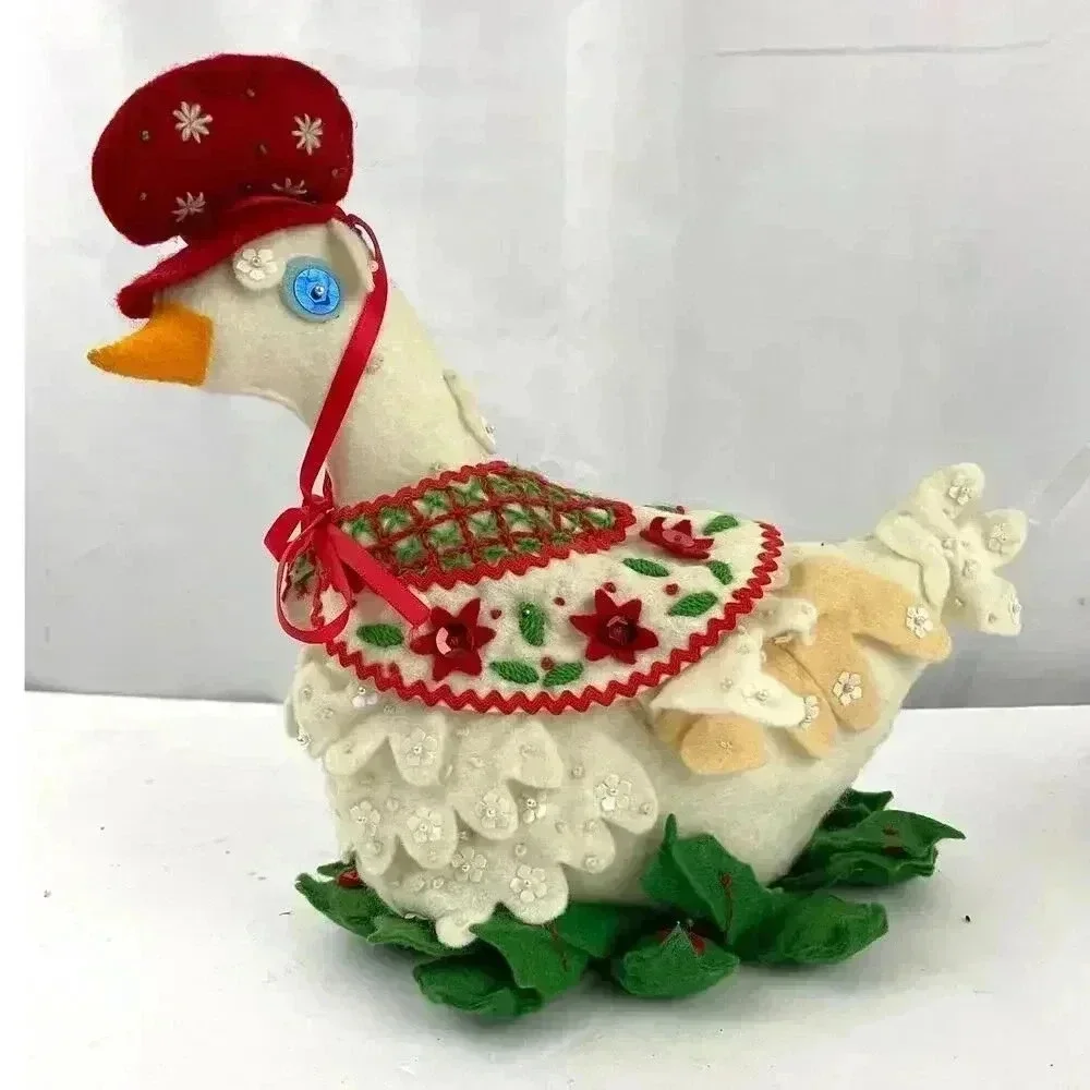 VTG Handmade Holiday Felt Duck‎ Christmas Sequined Beaded 11